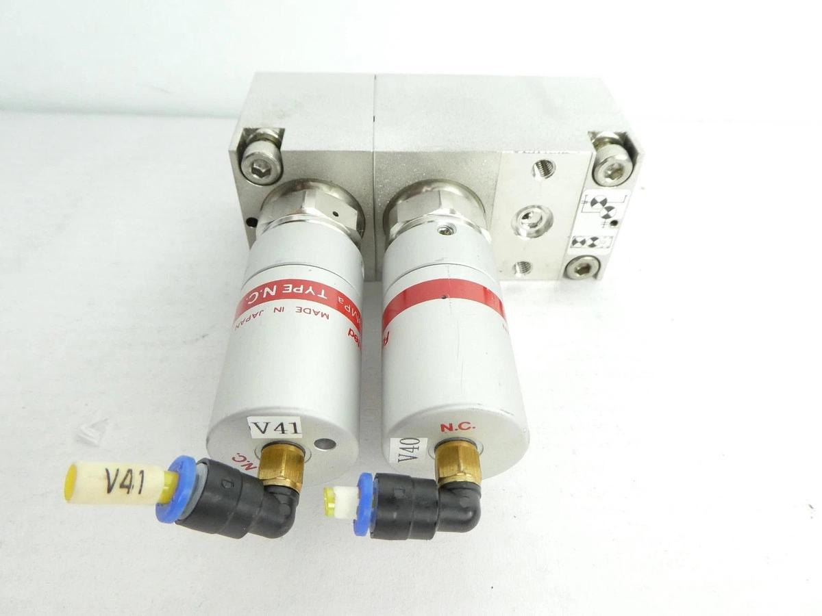 Used Fujikin 094375 Valve Manifold FBSDAL-6.35UGF-2B3-DVD Lot of 11 Used Working