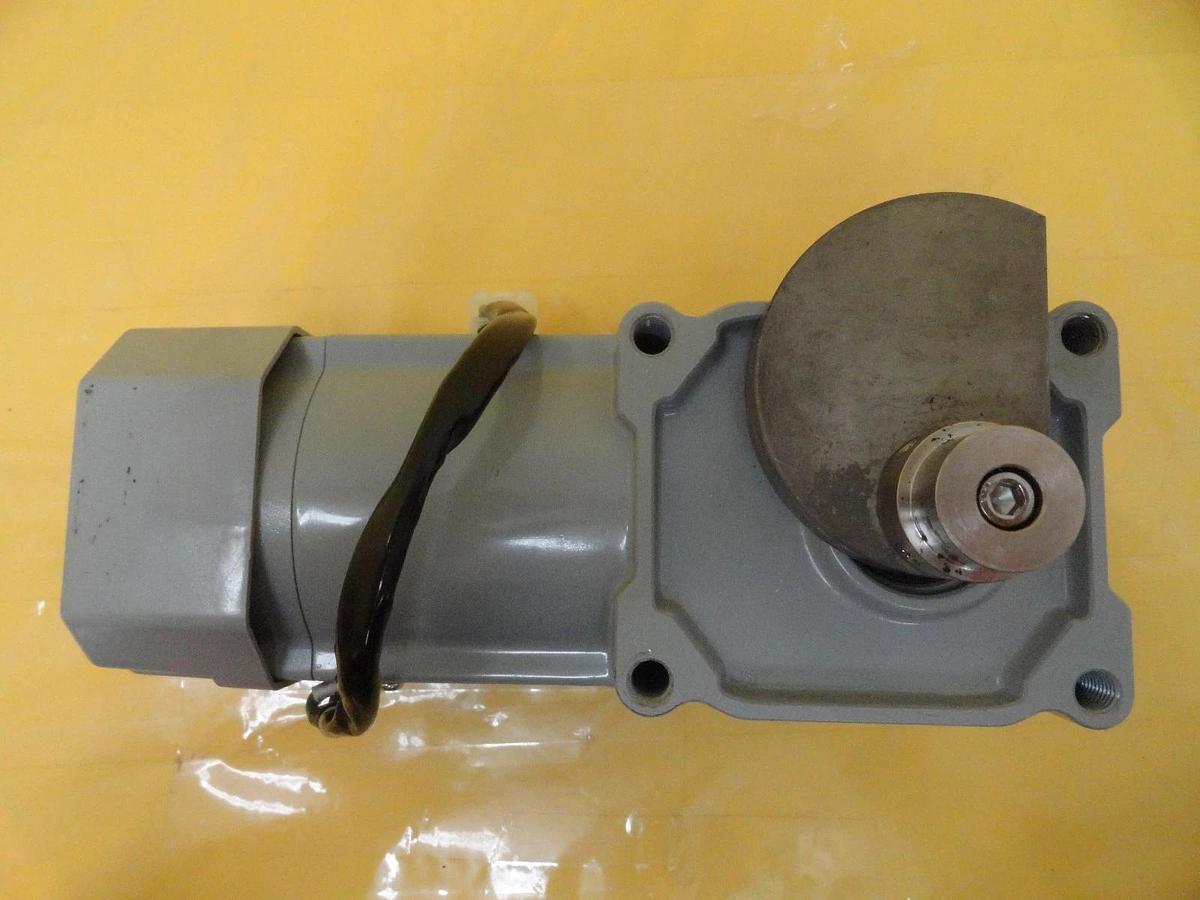 Used Nissei F2F18L160-UTBR90NNX GTR 3-Phase Induction Motor 40 Used Working