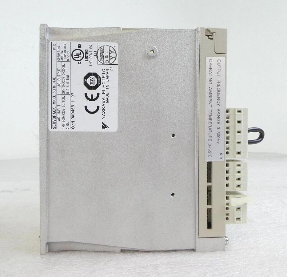 Yaskawa Electric SGDH-01AE Servo Drive SERVOPACK AMAT Reseller Lot of 3 New