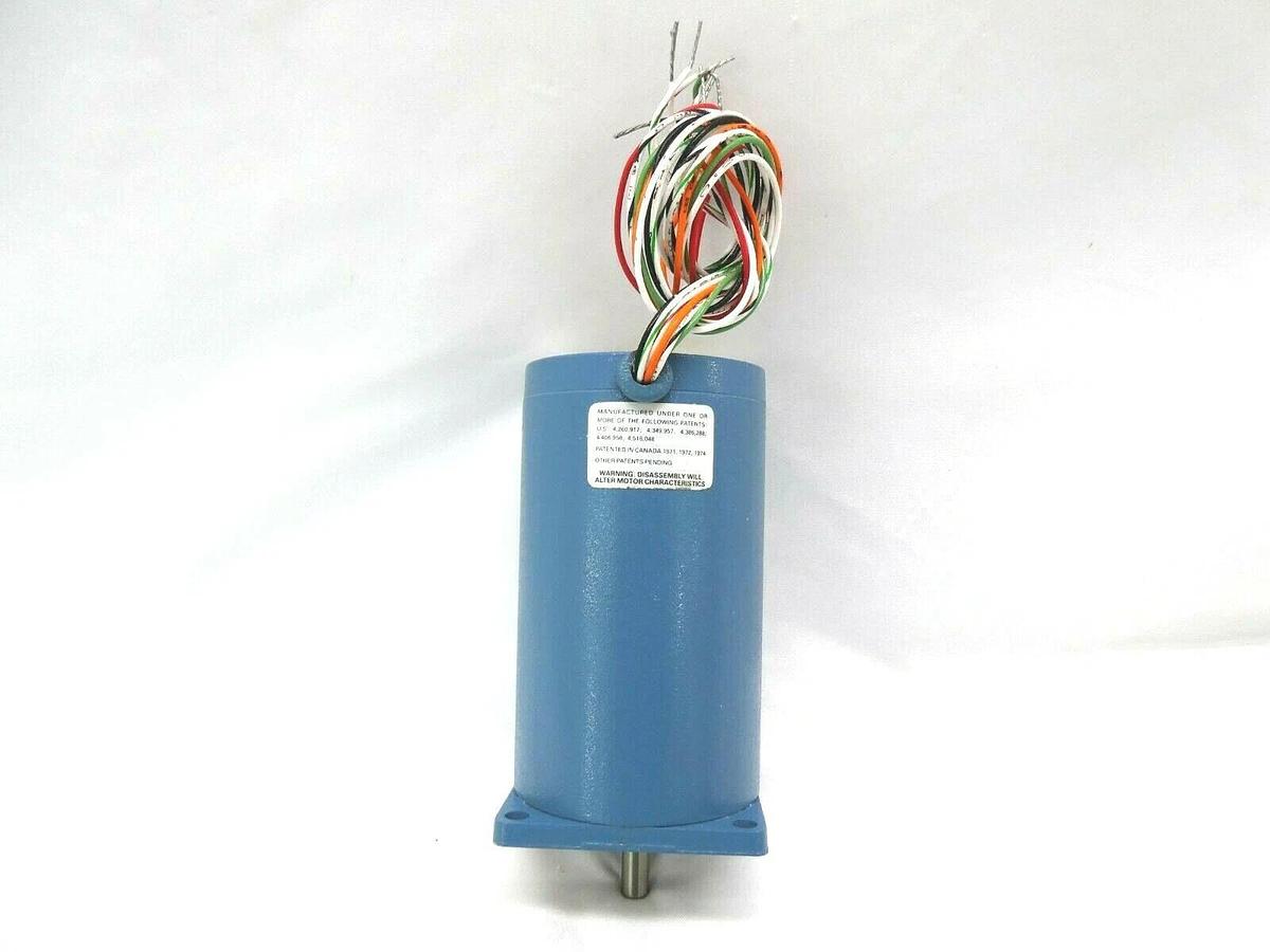 Used Superior Electric M063-LE06 Stepping Motor SLO-SYN Mattson 551-06218-00 New