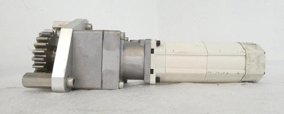 Used Panasonic MSMA042A84 AC Servo Motor Gearhead Assembly VRKF-15C-40 Working
