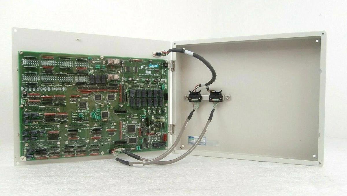 Used TEL Tokyo Electron 3S87-050797 Utility Terminator 3M81-026551-21 Trias Working