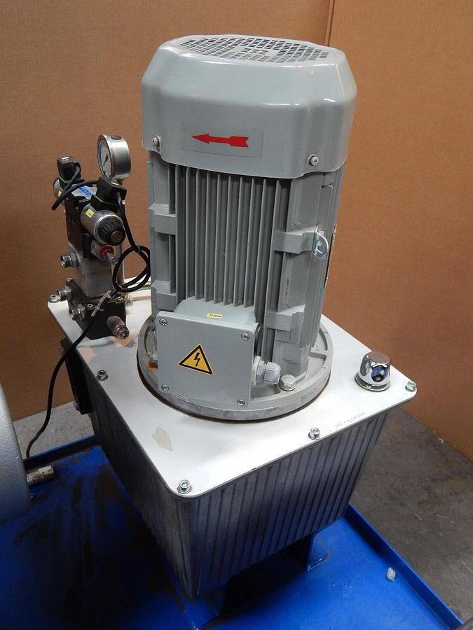 Used AC Motoren JM 132 M-4 Pump Motor Vacuum Assembly JM132M-4 Tested Working Surplus