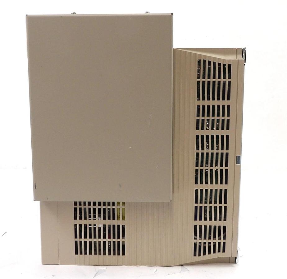 Used Yaskawa Electric CACR-50-AM1VB-E Servo Drive SERVOPACK Working