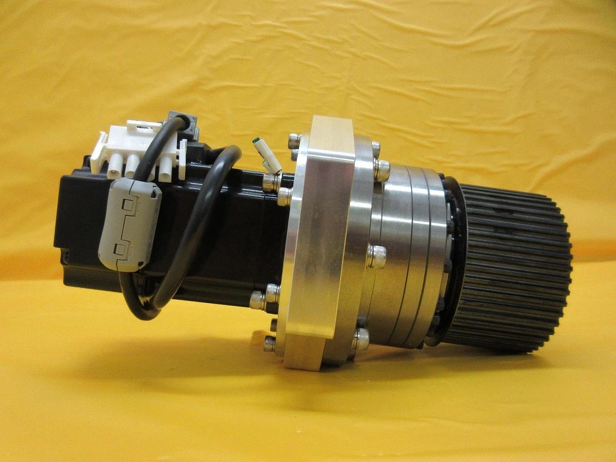 Used Yaskawa Electric SGMAH-02A1A4S AC Servo Motor Assembly Used Working