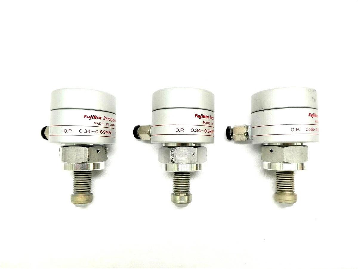 Used Fujikin 073012 Globe Type Bellows Valve 0.34 ~ 0.69MPa N.C. Lot of 3 Working