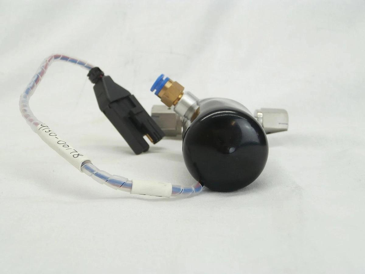 Used Swagelok SS-BNV51-2C High-Purity Bellows Valve AMAT 9150-00178 Used Working