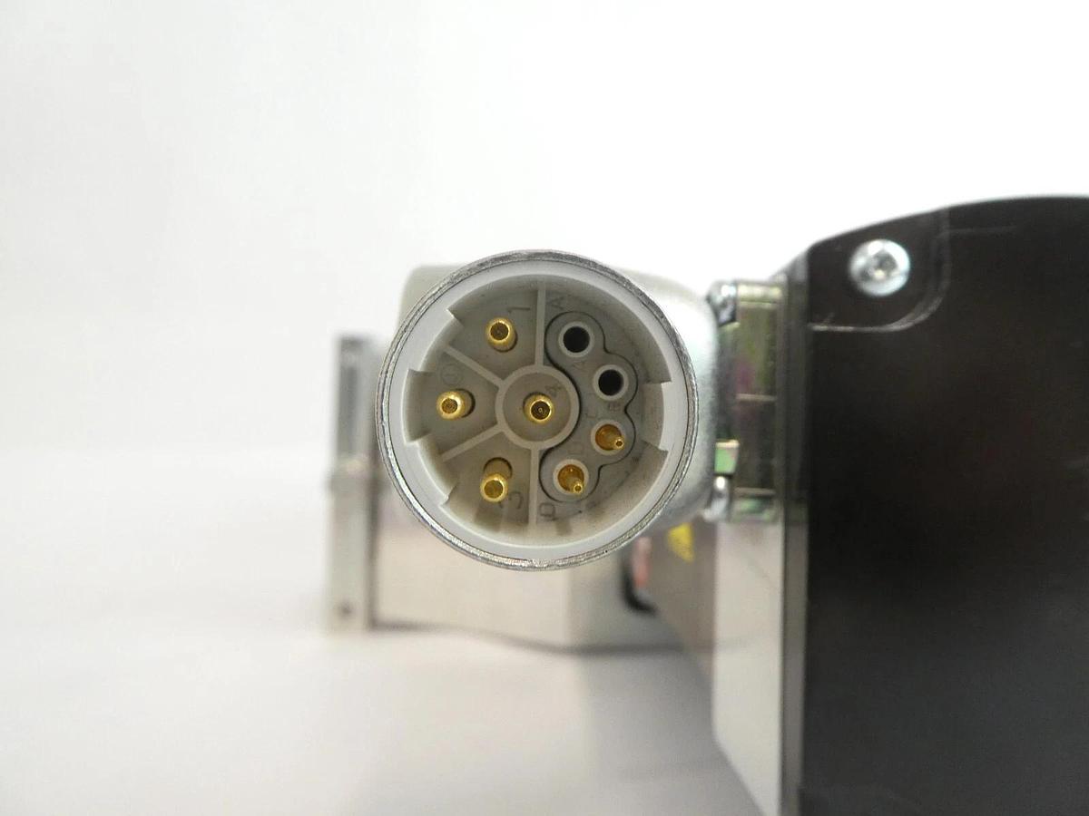 Used AMAT Applied Materials 8401.0001 Target Rotation Synchronous Motor Working