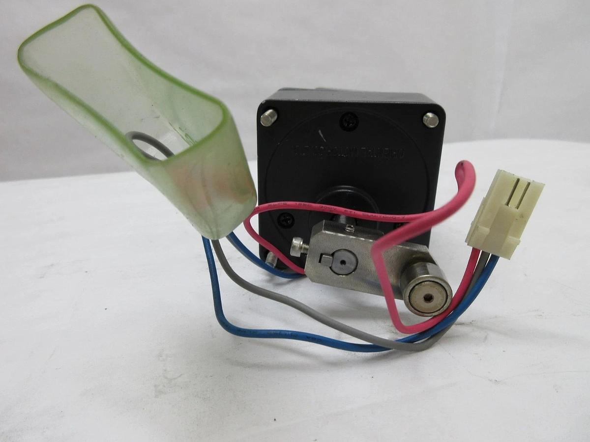 Used Oriental Motor SMK216A-GN Stepping Motor 2GN9K Gearhead Reseller Lot of 2 Used