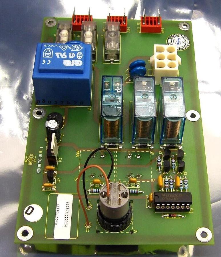Used Bruker 252307.00096 Operation Key Switch Relay PCB UTTAC-1A UltrafleXtreme Spare
