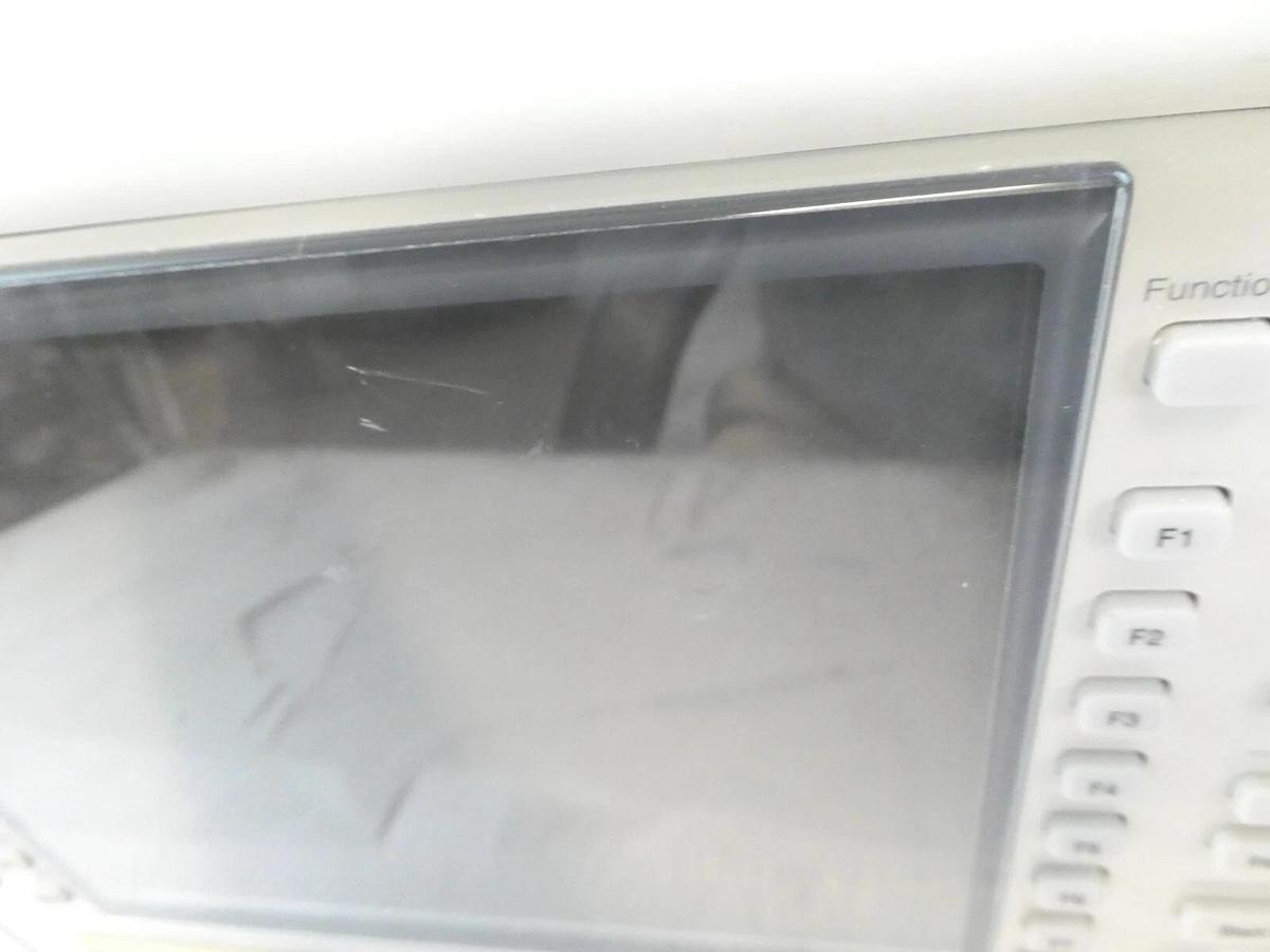 Used Anritsu MT8820A Radio Communication Analyzer 30MHz-2.7GHz Bent Connectors Spare