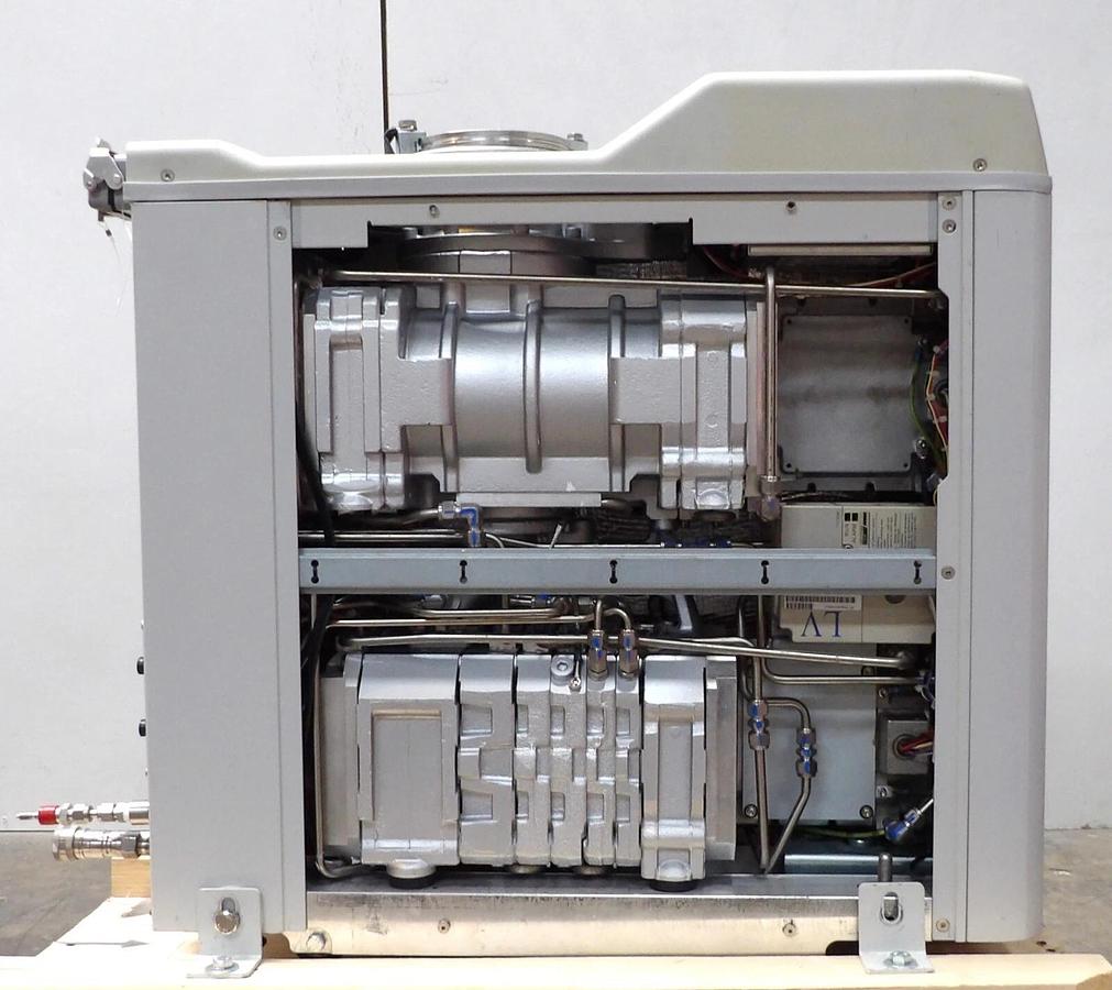 Refurbished iGX6/100M Edwards NR5159000XS Vacuum Pump IGX6 100M SS Manufacturer Refurbished
