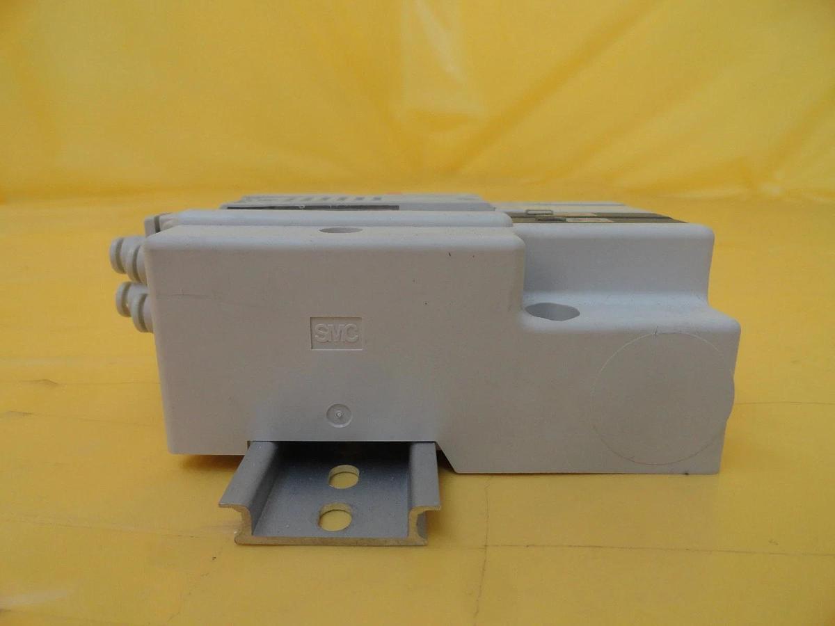 Used TEL Tokyo Electron 2-Port Pneumatic Manifold SQ1231DY-5-C4-Q PR300Z Used