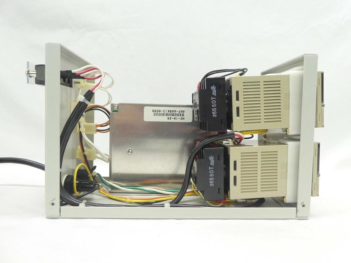 Used Kokusai Flange Temperature Controller E5CS-R1KJ HK-10-24 Zestone DD-1203V Spare