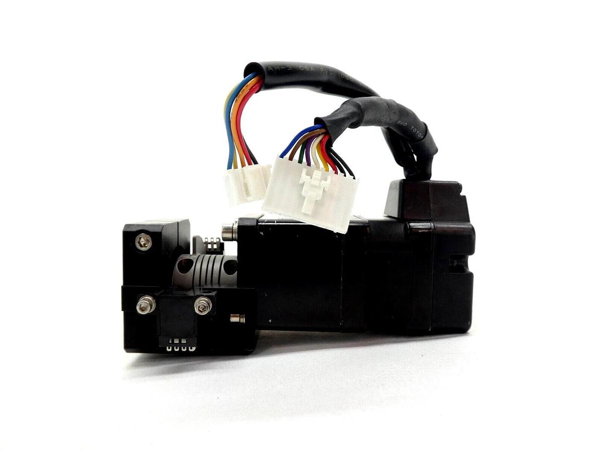 Used Sanyo Denki Stepping Servo Motor 103H7851-72B2 PM565DXC20A01 Lot of 6 Working