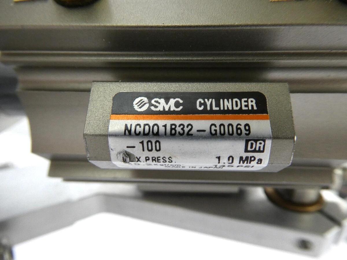 Used AMAT Applied Materials 0010-70322 Slit Valve Actuator Assembly Working Surplus
