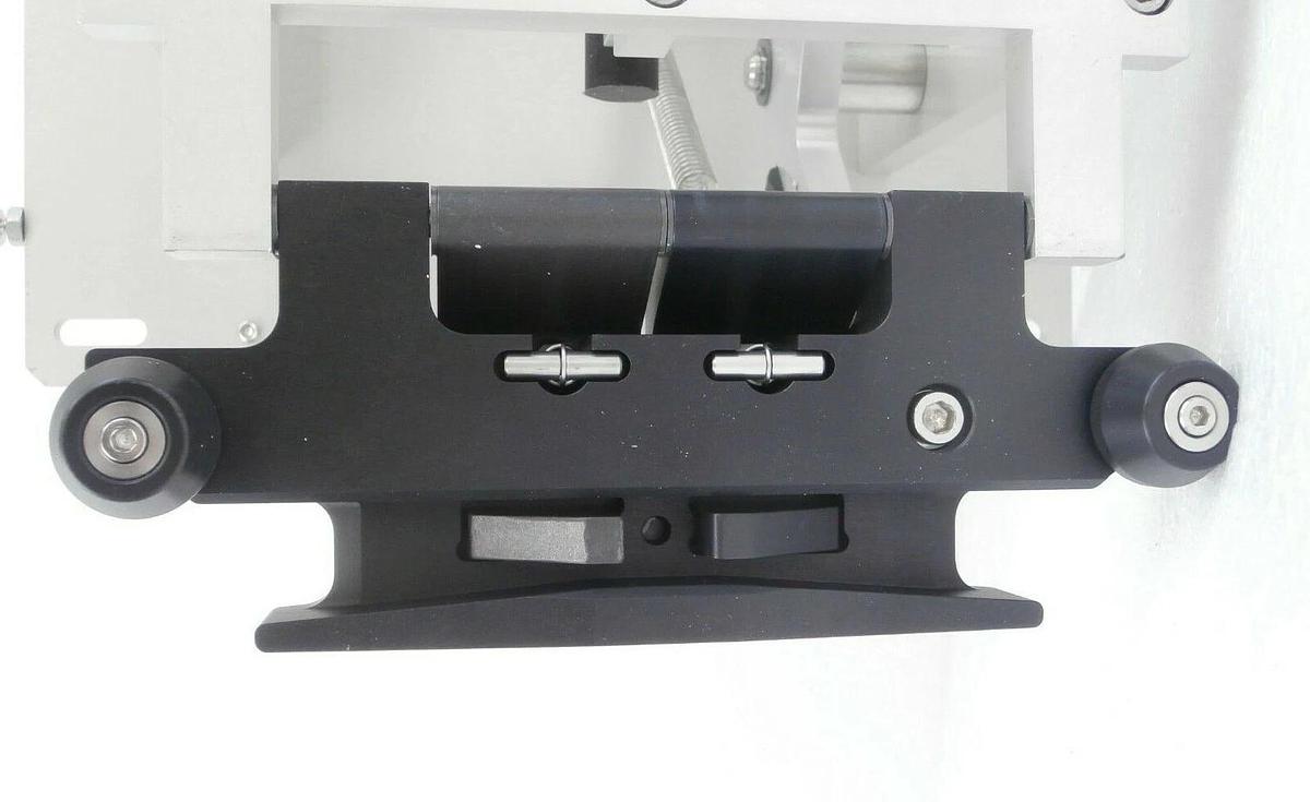 Used IDC PG.DK.A.005.01 Docking System Side to Side Working Surplus