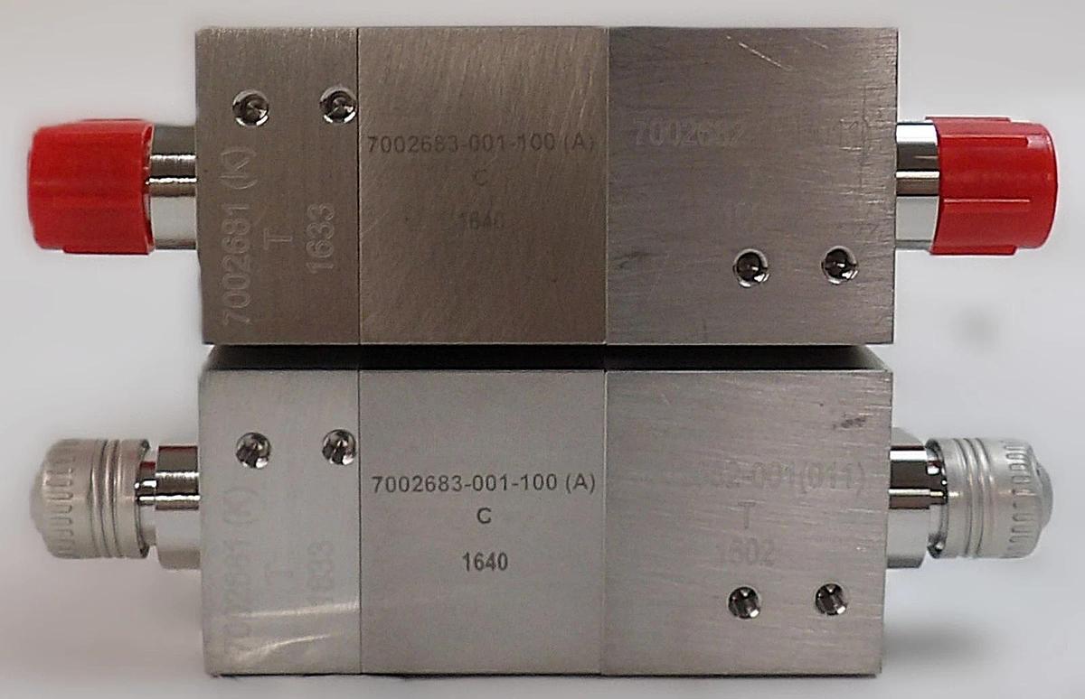 Brooks Instrument GF100C-105747 Mass Flow Controller MFC Reseller Lot of 2 New