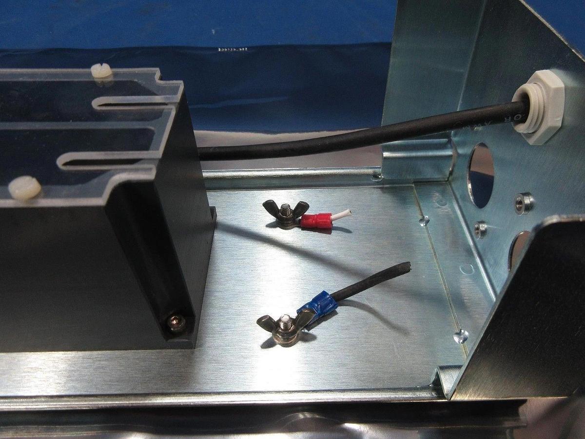 Used A to Z Electronics 50312420000 U_COL 8KV Splitter AMAT SemVision cX Used Working