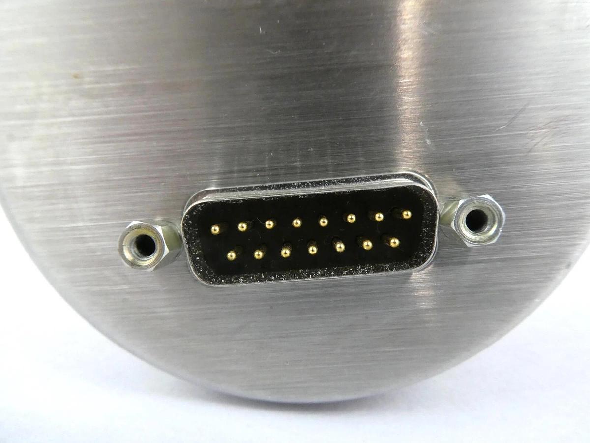 Used MKS Instruments D27B11TCEC0B0 Baratron Dual Range Dented Tested Working