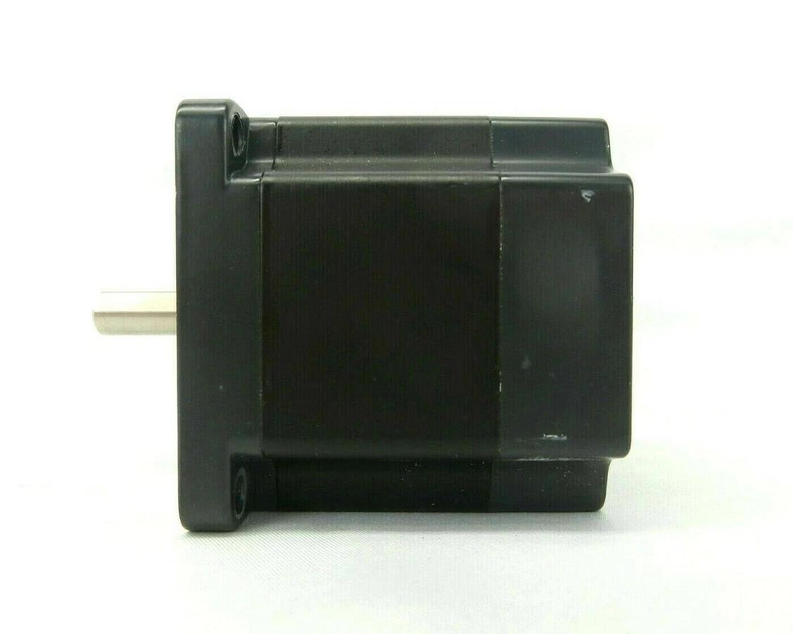 Used Oriental Motor PK566-NAC 5-Phase Stepping Motor VEXTA JEOL JWS-7555S SEM Working