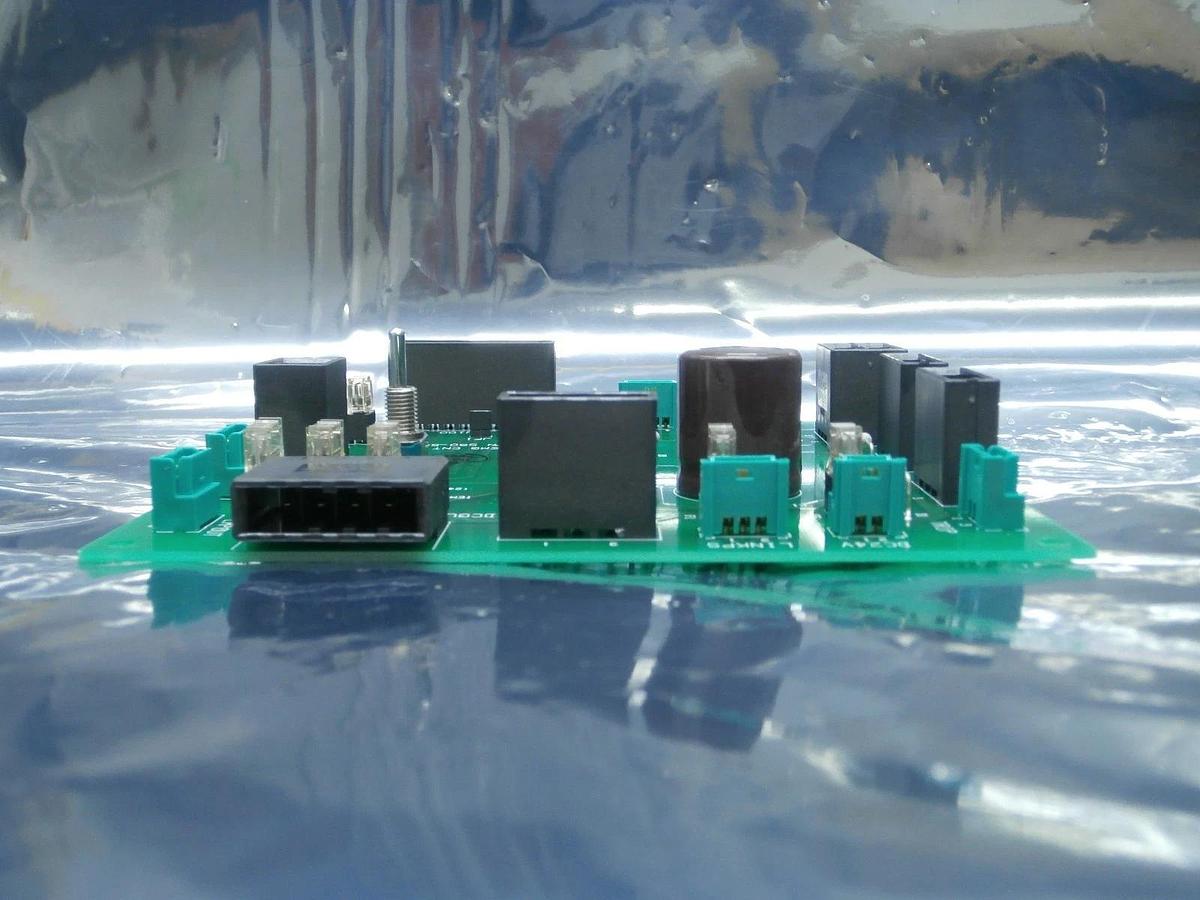 Used Hitachi 560-5519 EMO CNT Emergency Off Interface Board PCB Used Working
