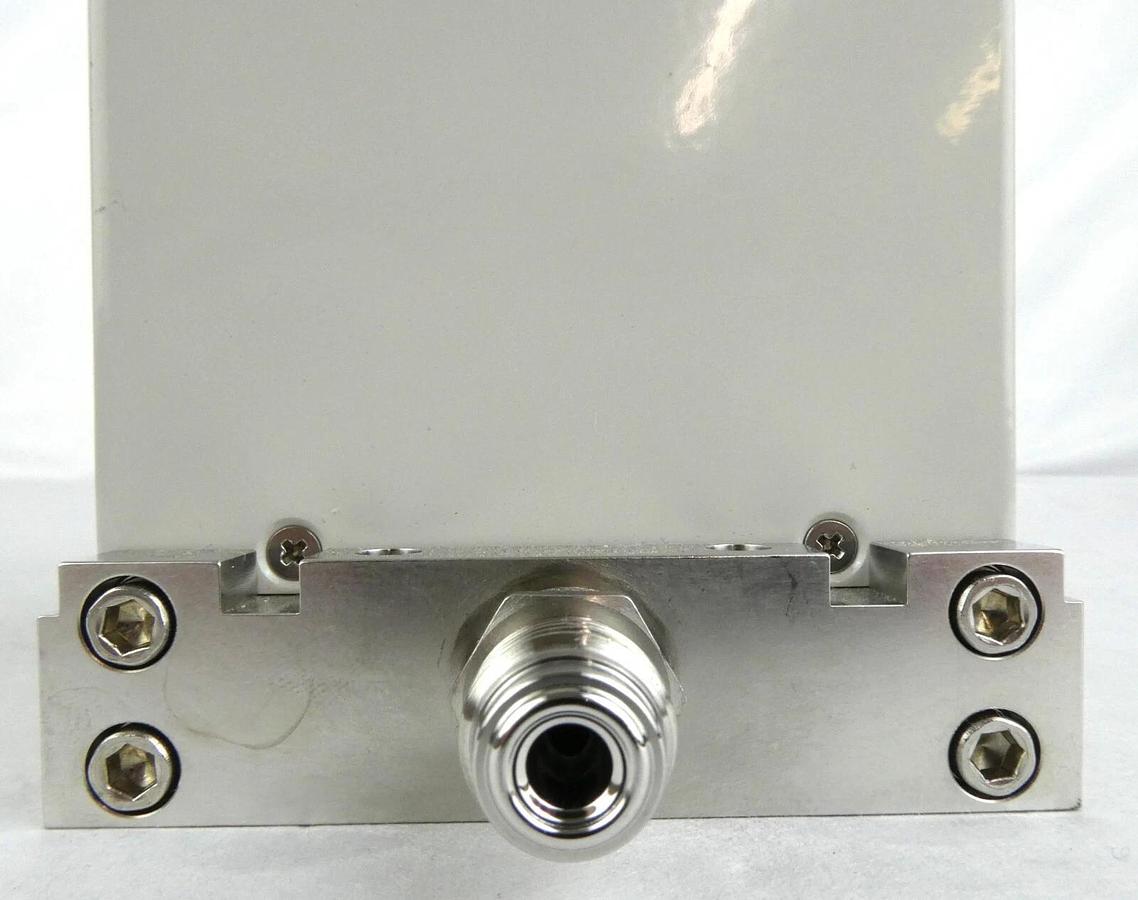 Used MKS Instruments DPCA-29643 Dual-Zone Pressure Controller Type DPC Dented Working