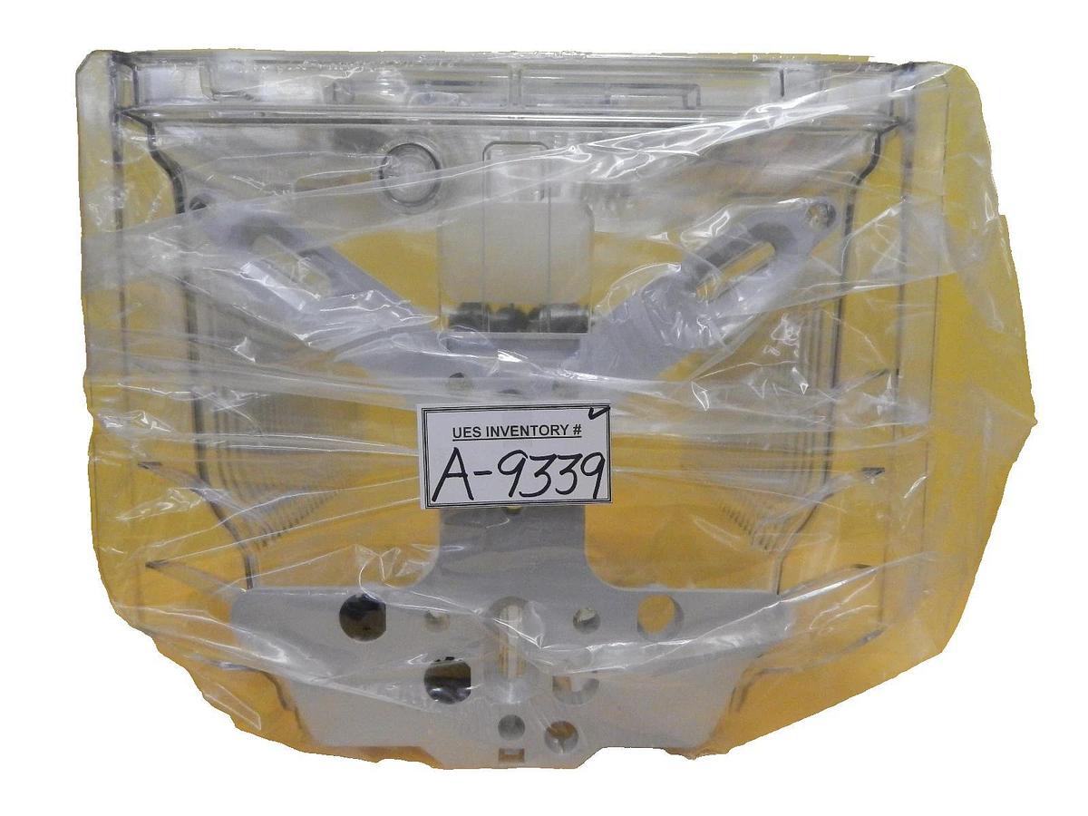 Entegris SB300-06EN5-MAC 300mm FOSB Front Opening Shipping Box SB300 New Surplus