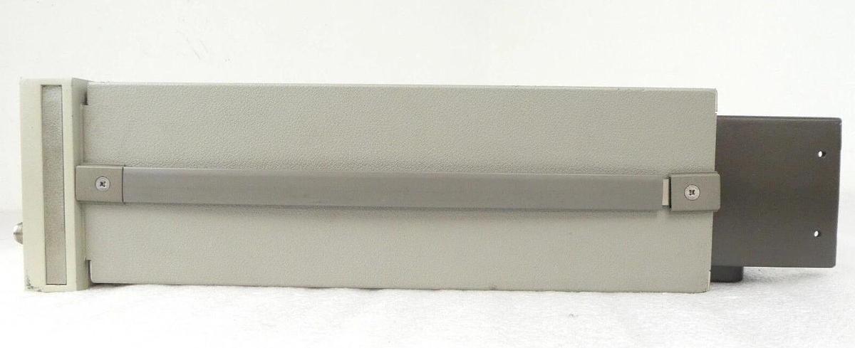 Used HP Hewlett-Packard 8657A Signal Generator 0.1-1040 MHz Untested Surplus