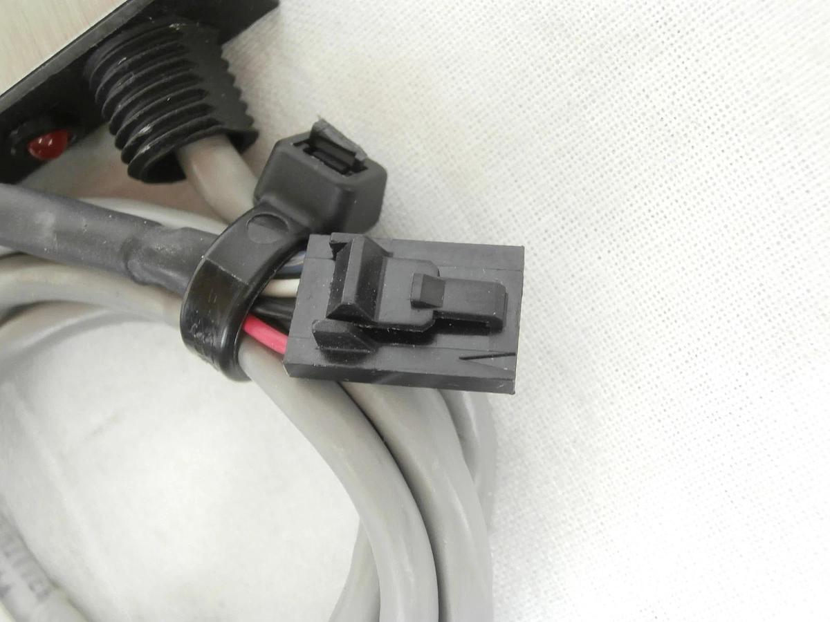 Used Banner SM51RB6 LED Scanner R/H Emitter KLA Instruments 750-657649-02 2132 Used