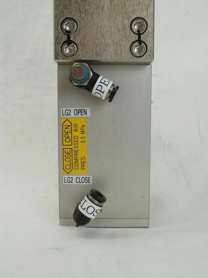 Used V-Tex 3D80-001812-V1 Door Slit Valve ROLLCAM TEL Tokyo Electron No Gate Used