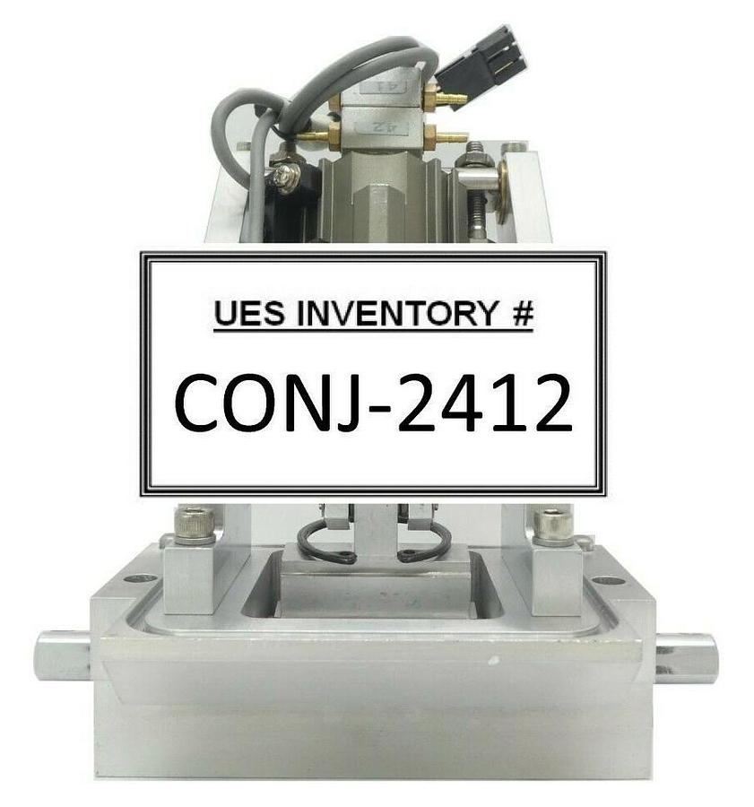 Used AMAT Applied Materials 0240-76513 5000 Cleanroom Slit Valve "H" 520 Chemraz