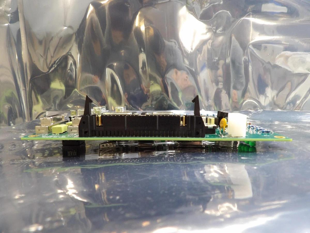 Used Lam Research 03-380345-00 Clamshell Main Interface PCB 853-209196-802 Working