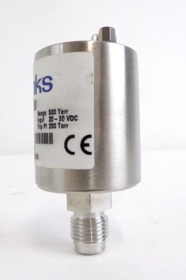 Used MKS Instruments 51B52TCA2BA200 Baratron Pressure Switch Lot of 2 Spare Surplus