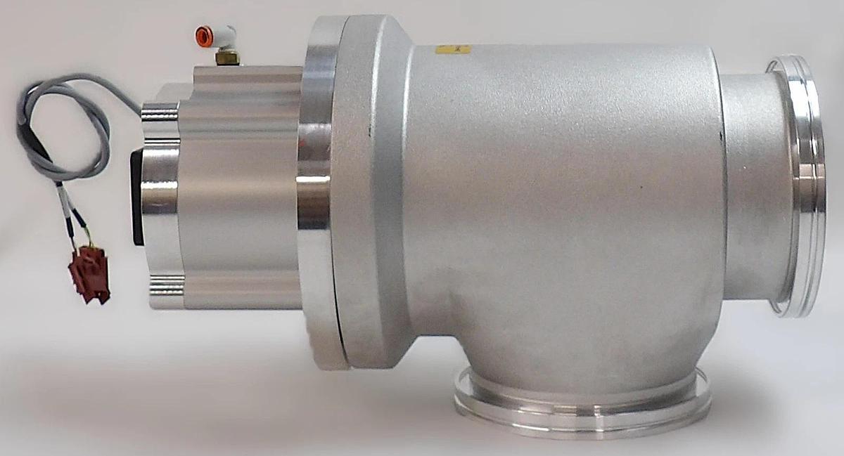Used VAT 26440-QA21-CPK1 High Vacuum HV Angle Valve Bellows Series 26 Working