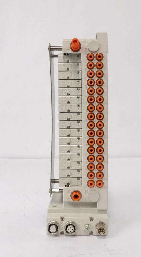 Used SMC SS5Y3-DUQ00525 16-Port Ethercat Pneumatic Manifold AMAT 0190-41156 Working