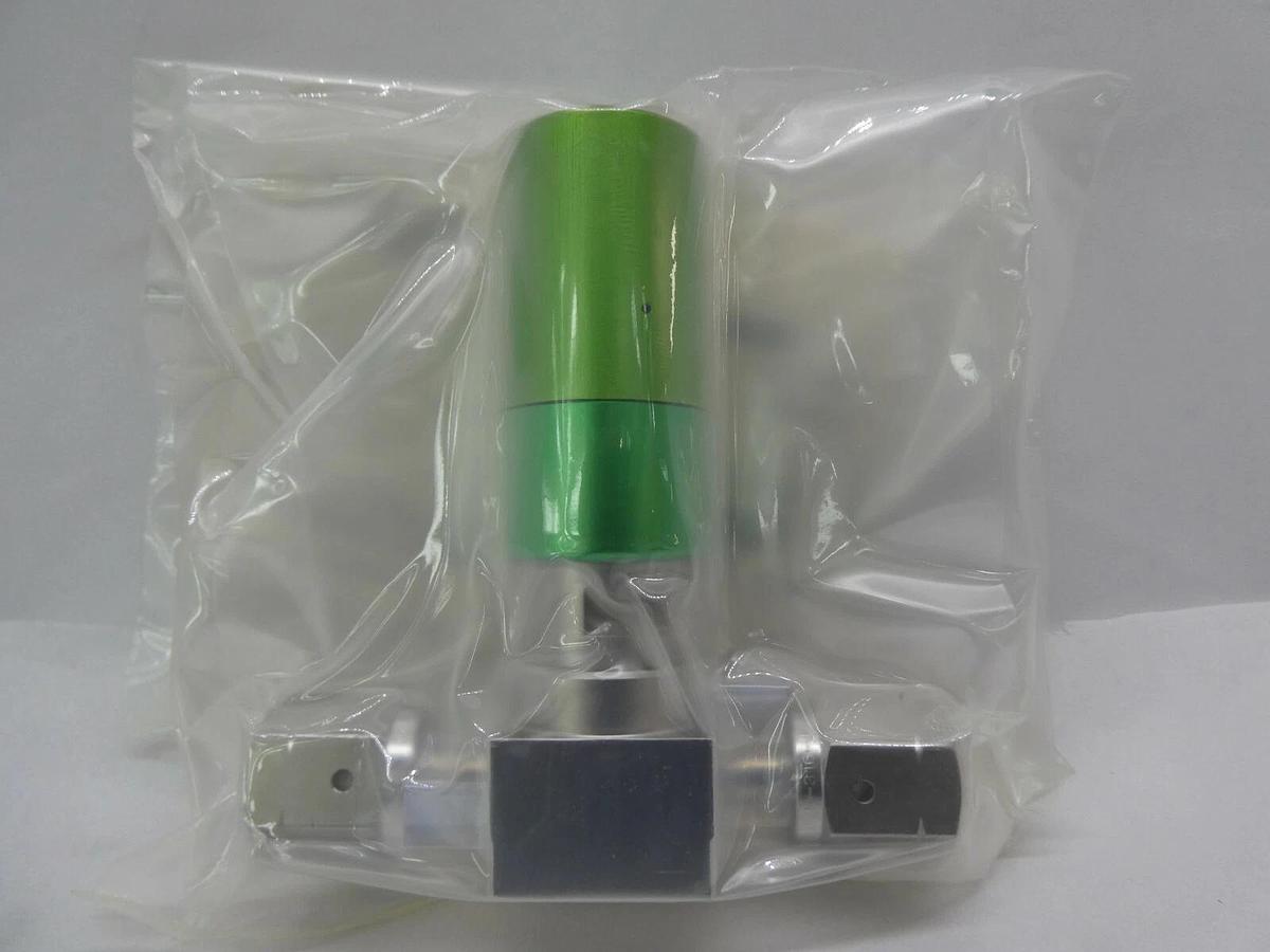 Used CKD AGD12V-AT2-4R Diaphragm Valve Novellus Systems 22-00655-00 New Surplus