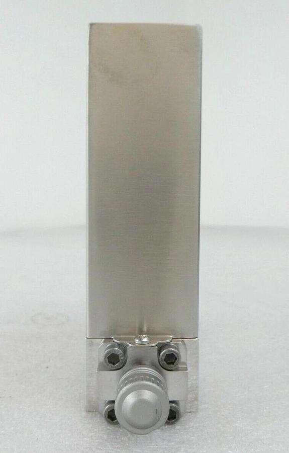 UNIT Instruments UFC-8160 Mass Flow Controller MFC 30SLM N2 Mattson 37100440 New