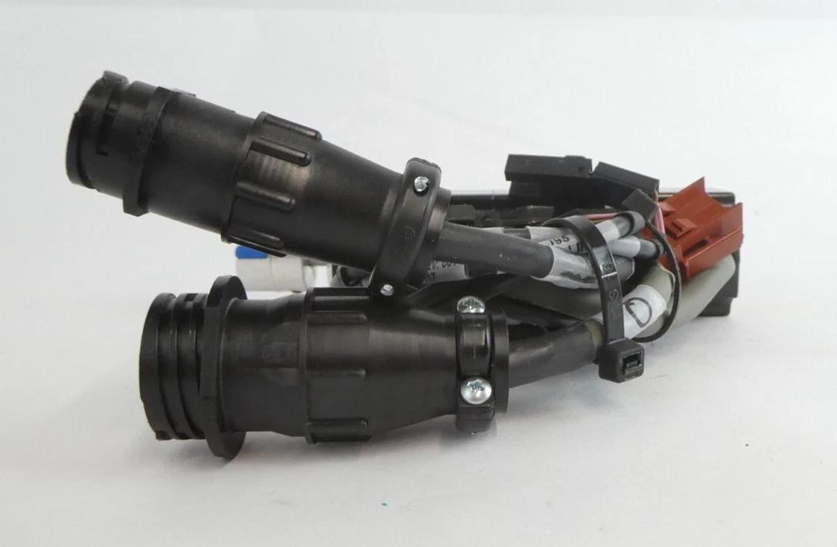 Used Sanyo Denki P30B04010PCKST AC Servo Motor BL Super P3 Lot of 2 Working Surplus