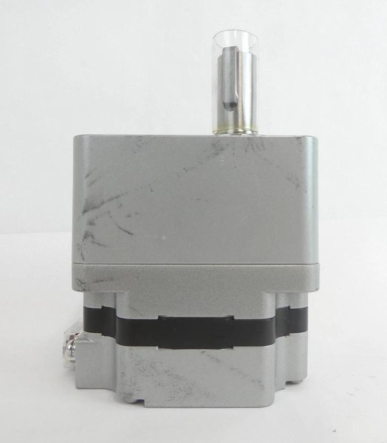 Used Oriental Motor BLM5120HP-GFV Motor W/Gear Head GFV5G10S Lot of 2 Working Spare