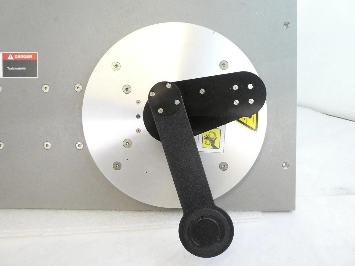 Used Industrial Robot Automation Dual 8" 200mm Wafer Transfer Robot Platform Spare