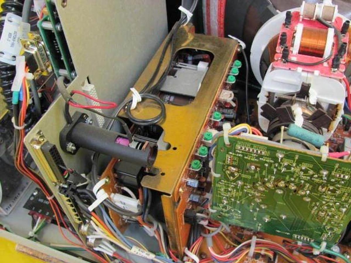 Used Lam Research 852-017500-003 CRT Operator Interface 853-017505-001 Surplus