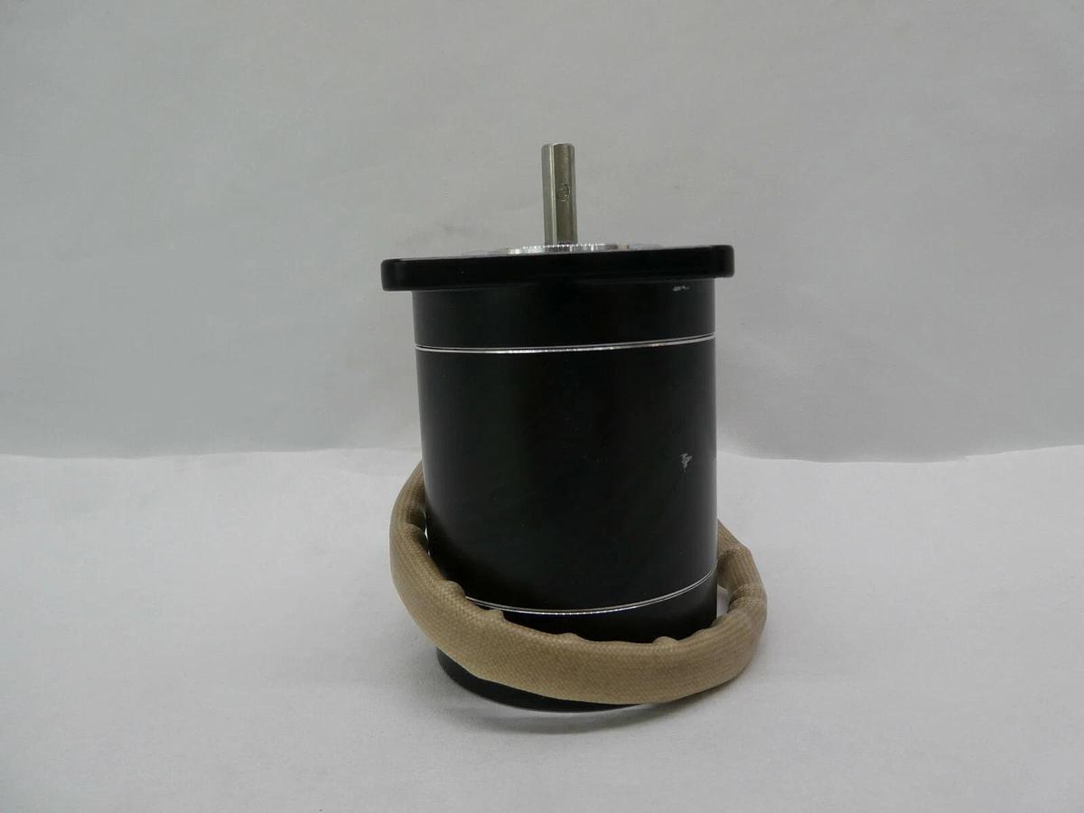 Used Oriental Motor PH268M-E068 200mm Wafer Lift Motor VEXTA GaSonics A-2000LL Spare