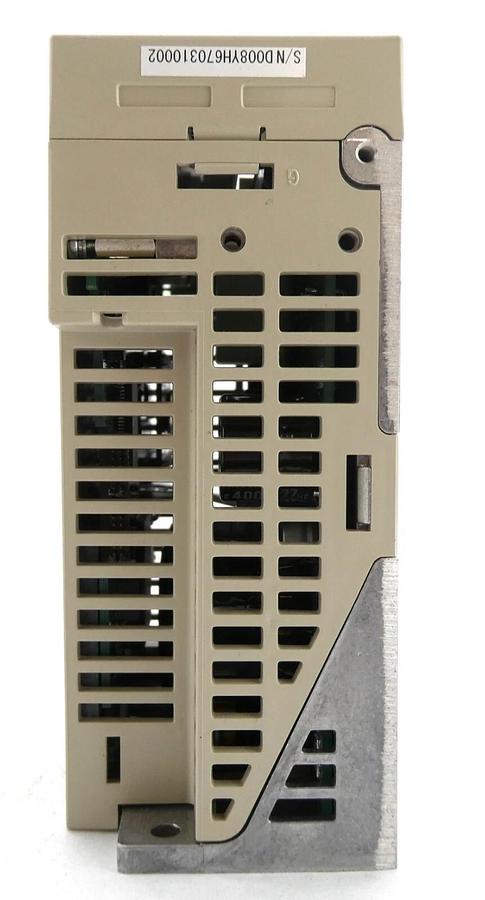 Used Yaskawa Electric SGDS-02A72AY565 Servo Drive SERVOPACK SynqNet 200V Working