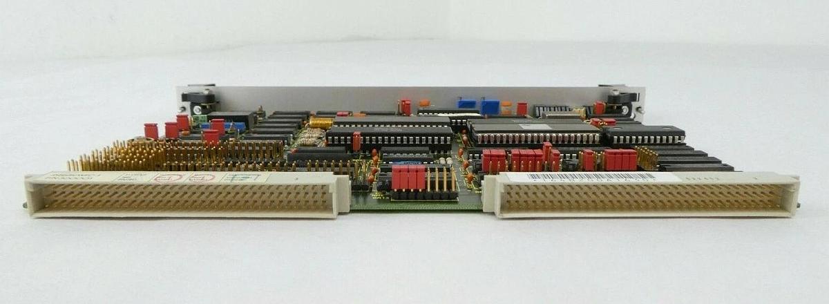 Used Force Computers 300001 VMEBus PCB Card SYS68K/WFC-1 Varian 109000001 Working