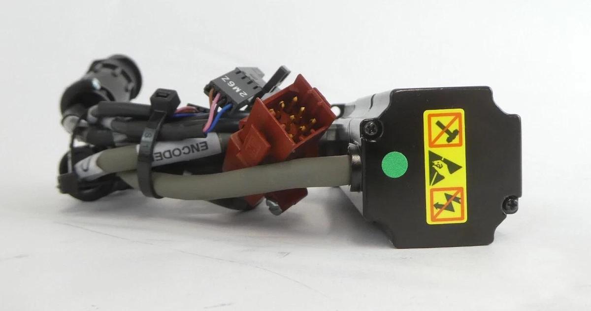 Used Sanyo Denki P30B04010PCKST AC Servo Motor BL Super P3 Lot of 2 Working Surplus
