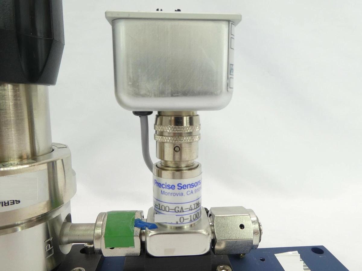 Used Novellus Systems Gas Manifold AP Tech AP1006SV 2PW FV4 FV4 Concept 2 ALTUS