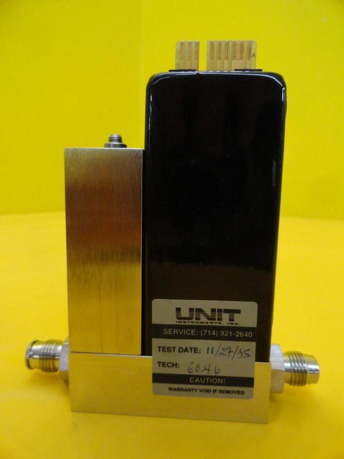 Used UNIT Instruments UFC-1100 Mass Flow Controller 10 SLM O2 Used Working