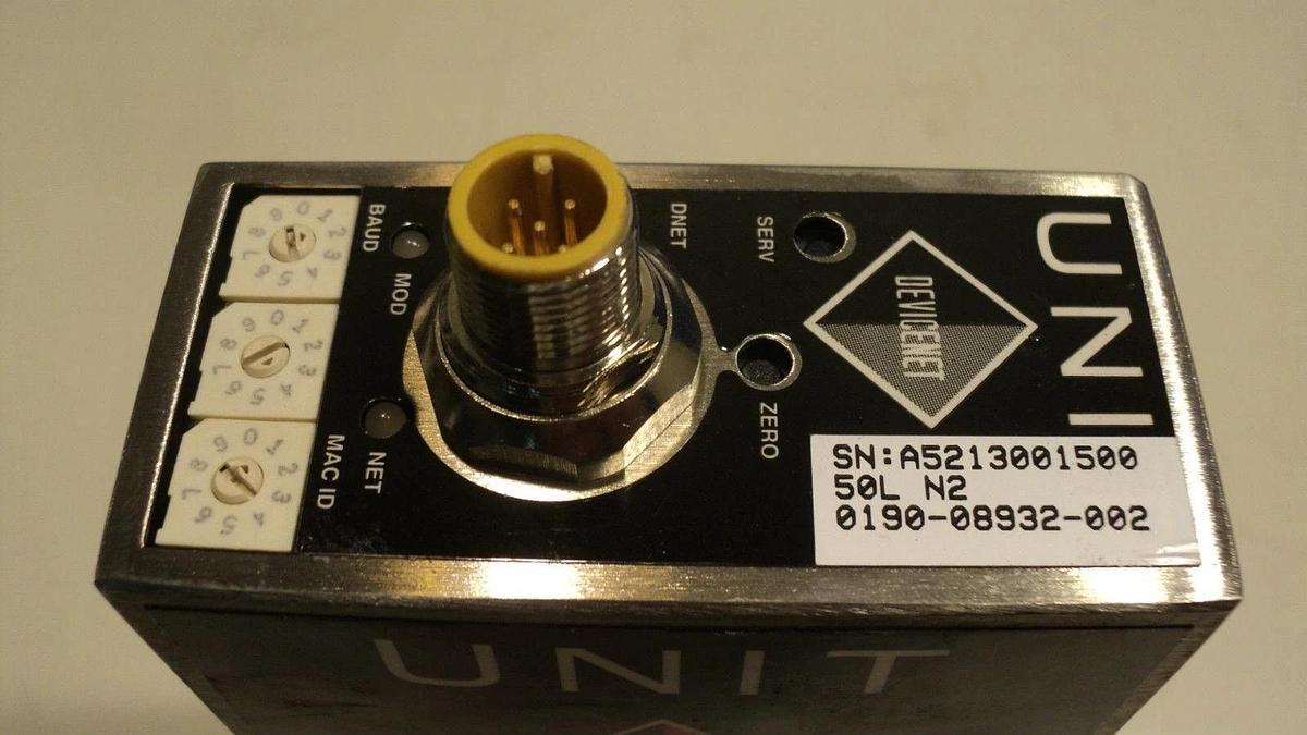 Used UNIT Instruments UFM-8165 Mass Flow Controller MFC AMAT 0190-08932-002 Used