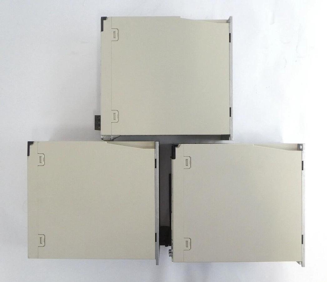 Used Yaskawa Electric SGD7W-1R6A30AY0810A MP3300i Servo Drive SERVOPACK Lot of 7